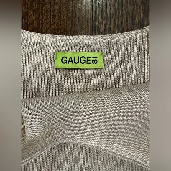 Gauge81 Gold Metalic Top- Medium - Picture 4 of 7